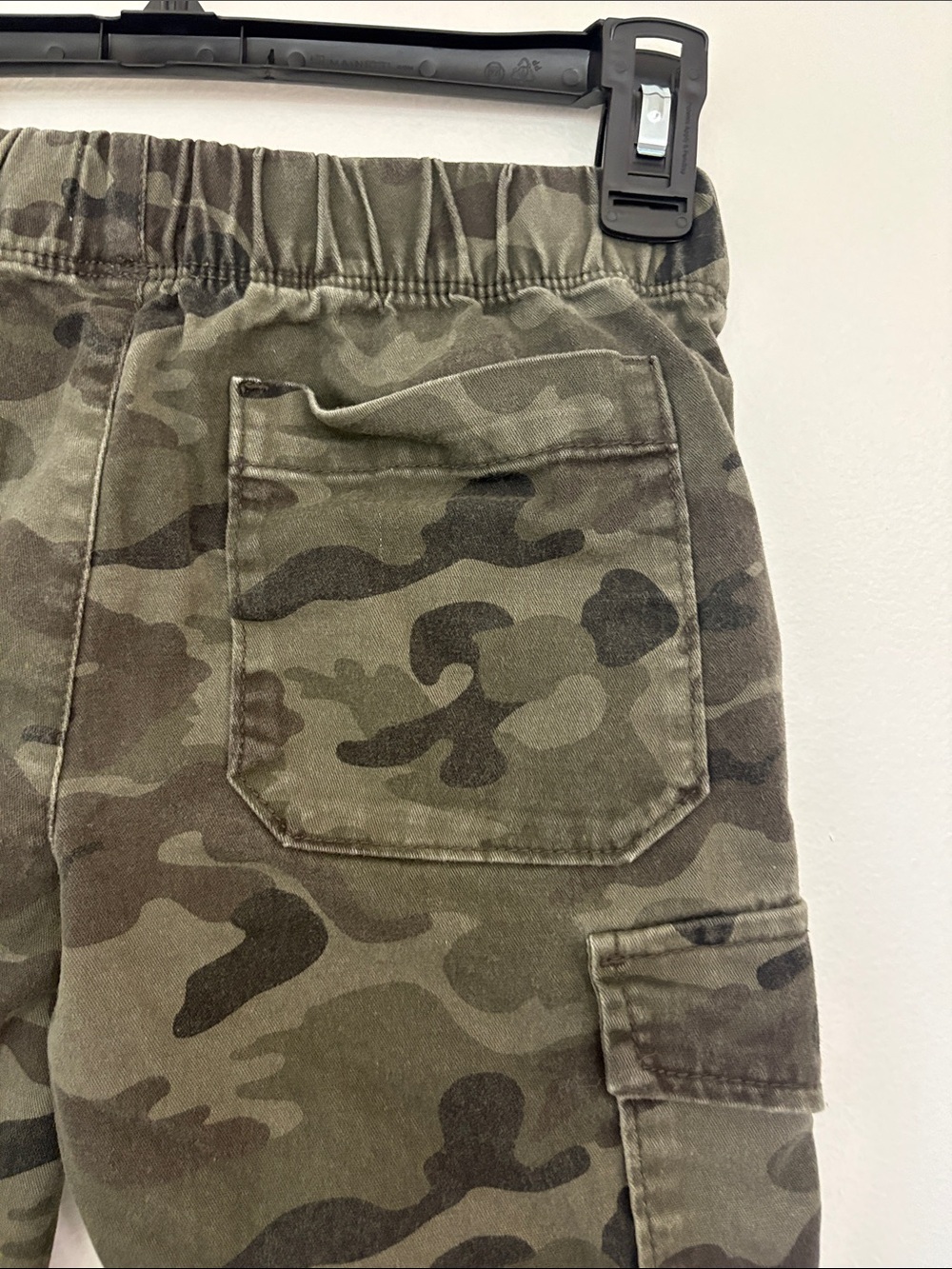 Old Navy Boys' Camo Cargo Shorts - Green/Black - Picture 10 of 13